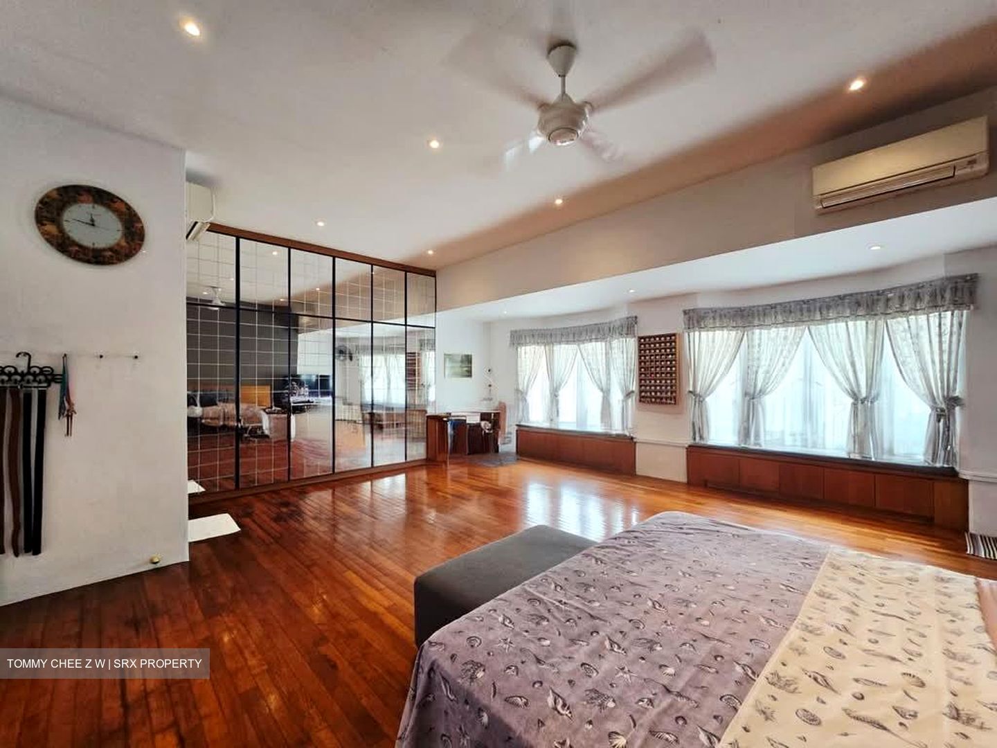 Pasir Ris Beach Park (D18), Terrace #530871441